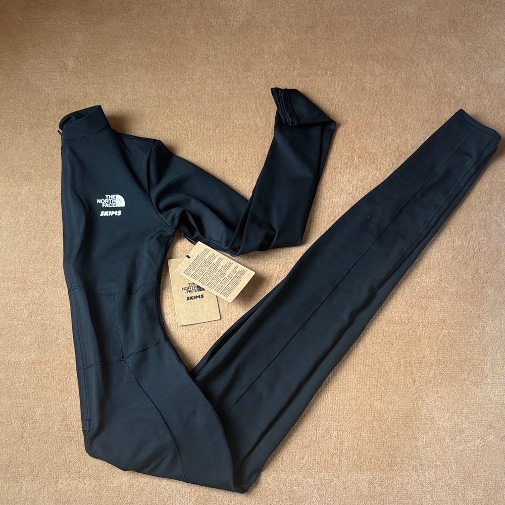 The North Face x Skims Refina Bodysuit Onyx XS